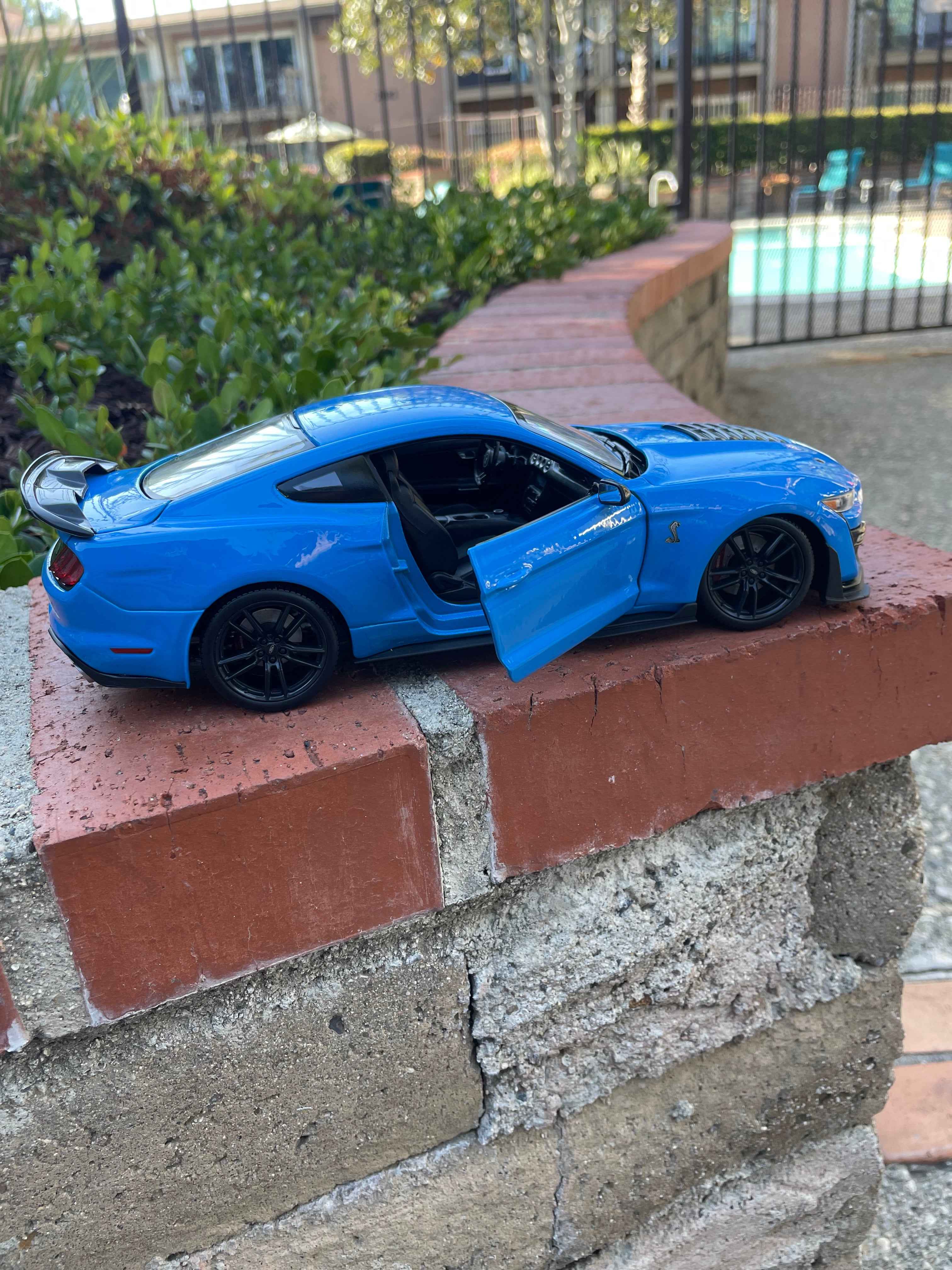 2020 Ford Mustang Shelby GT500 Light Blue "Special Edition" 1/18 Diecast Model Car by Maisto