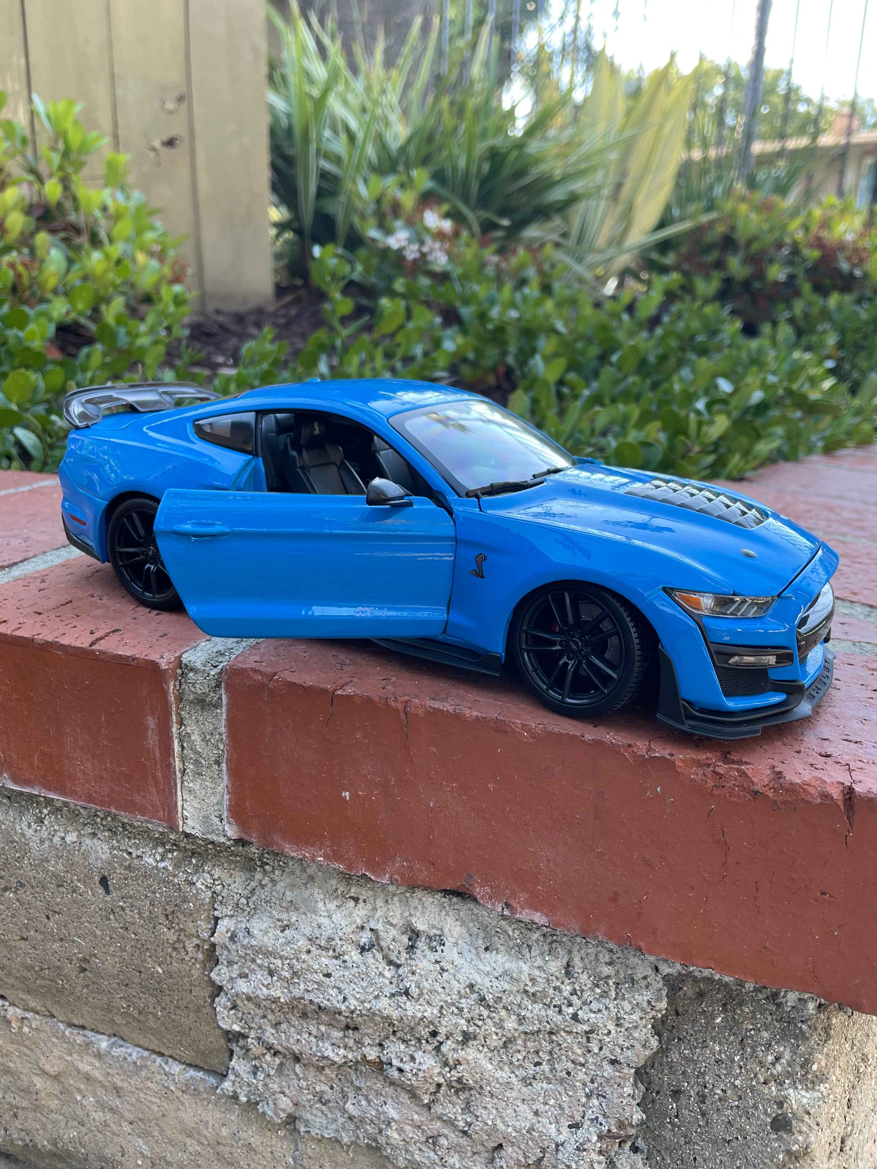 2020 Ford Mustang Shelby GT500 Light Blue "Special Edition" 1/18 Diecast Model Car by Maisto