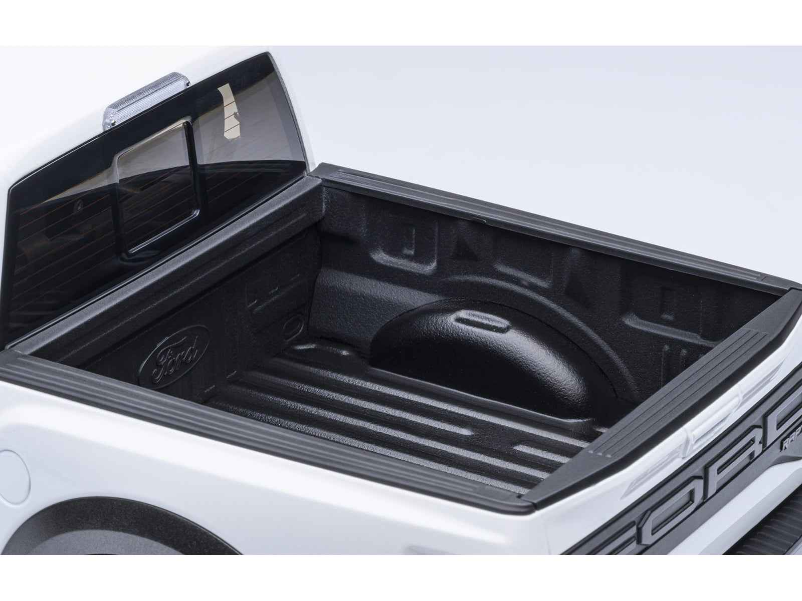 2019 Ford F-150 Raptor Pickup Truck Oxford White 1/18 Model Car by Autoart