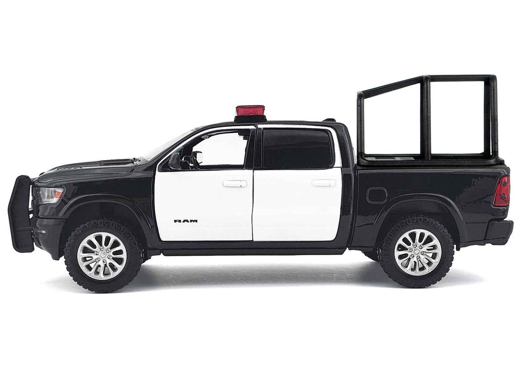 2019 RAM 1500 Laramie Crew Cab Pickup Truck with Bed Cage Black and White with Flashing Light Bar and Front and Rear Lights and Sounds 1/27 Diecast Model Car by Motormax