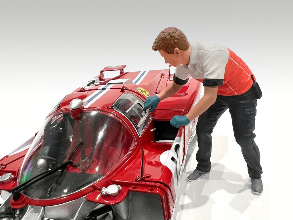 "Race Crew" Figure #6 for 1/18 scale models by American Diorama