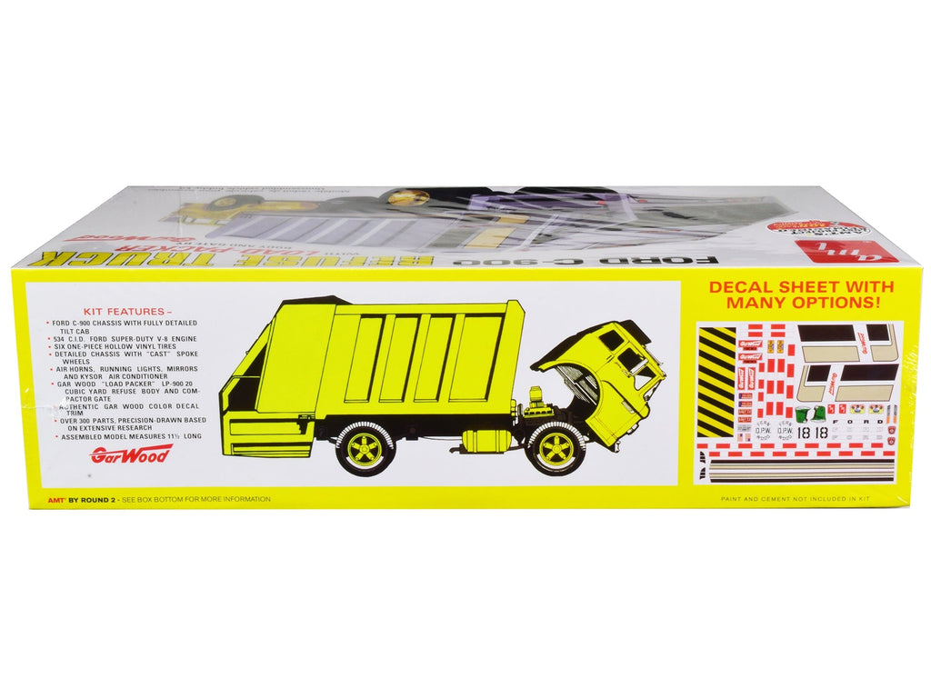 Skill 3 Model Kit Ford C-600 GarWood Refuse Garbage Truck with Load-Packer 1/25 Scale Model by AMT