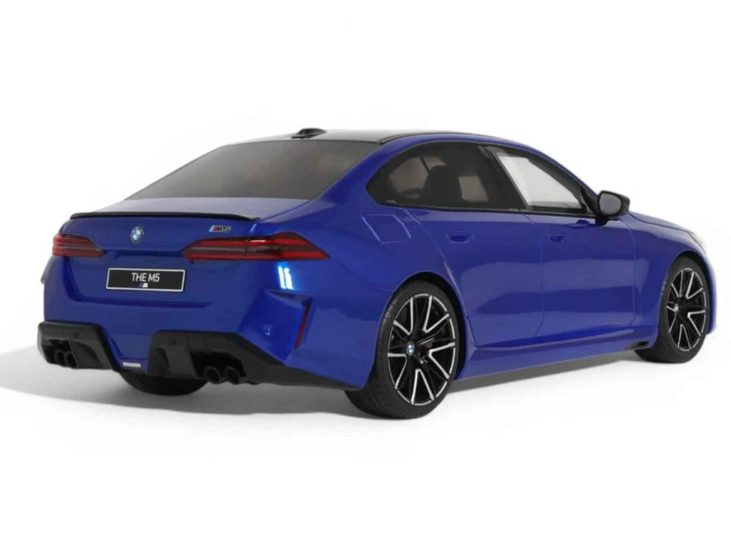 2024 BMW M5 (G90) Marina Bay Blue Metallic with Black Top 1/18 Model Car by GT Spirit