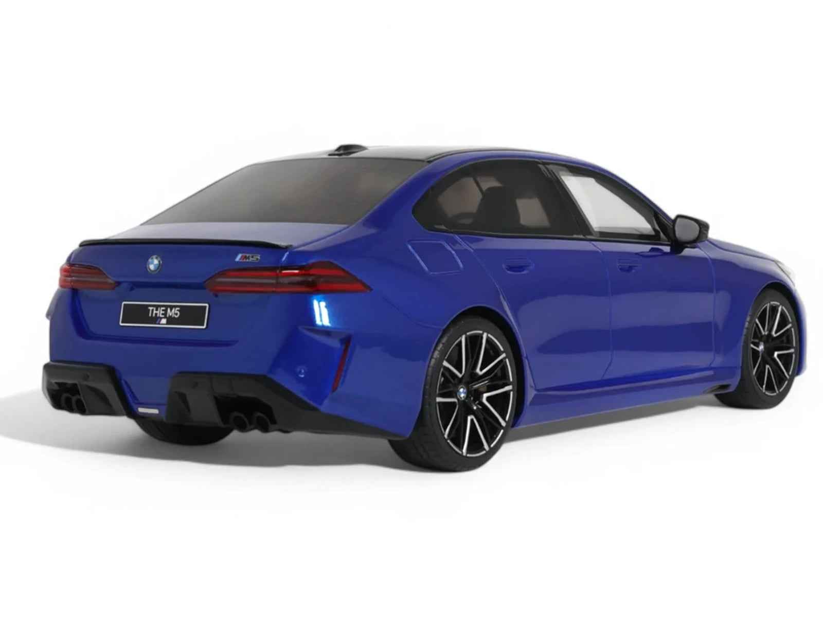 2024 BMW M5 (G90) Marina Bay Blue Metallic with Black Top 1/18 Model Car by GT Spirit