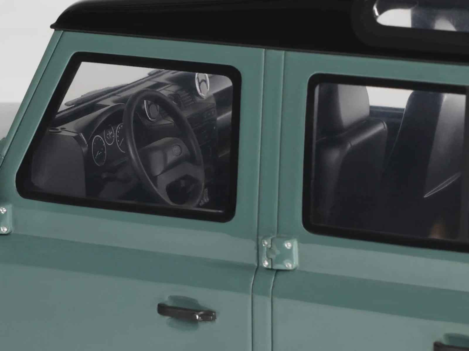 2016 Land Rover Defender 3 Station Wagon Green with Black Top 1/18 Model Car by GT Spirit