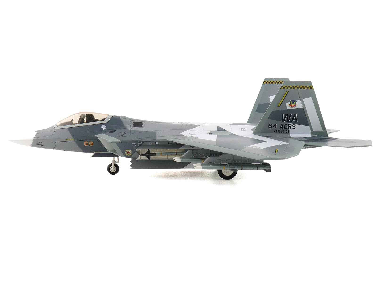 Lockheed F-22 Raptor Stealth Aircraft "Splinter Camouflage" United States Air Force "Air Power Series" 1/72 Diecast Model by Hobby Master