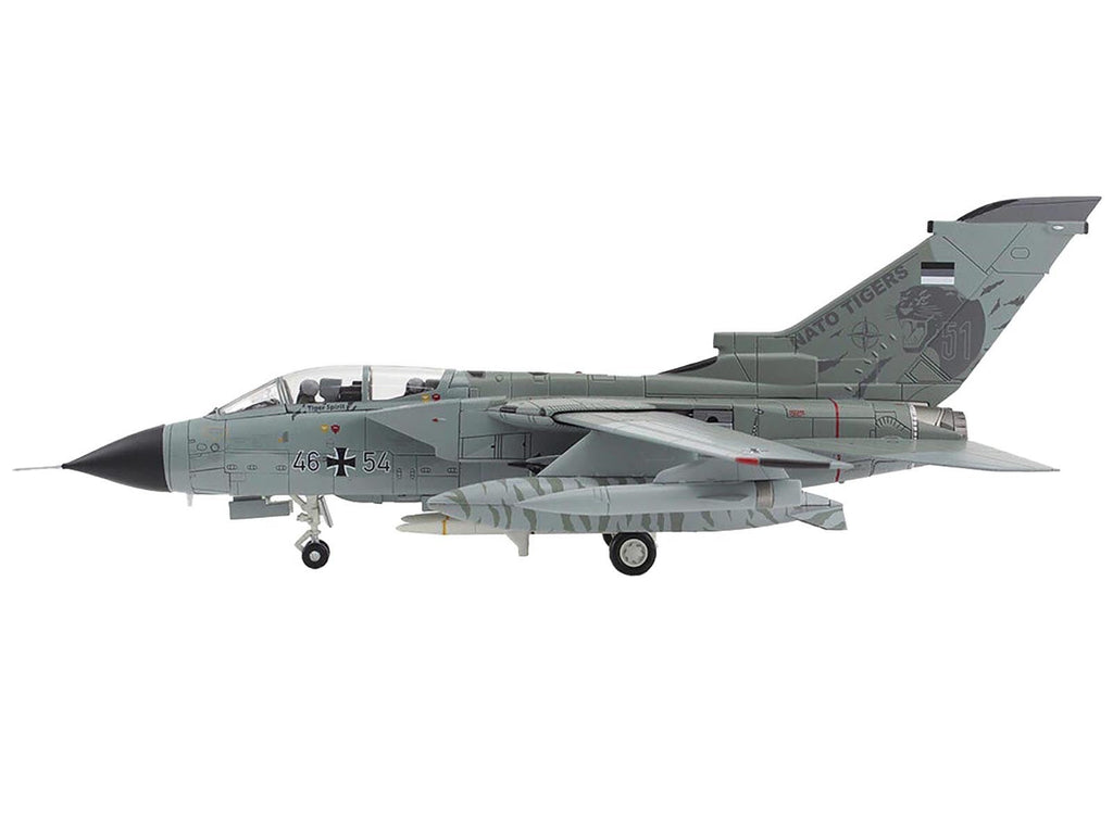 Panavia Tornado ECR Fighter-Bomber Aircraft "46+54 Tactical Air Wing 51 Schleswig-Jagel Air Base Germany" (2017) German Luftwaffe "Air Power Series" 1/72 Diecast Model by Hobby Master
