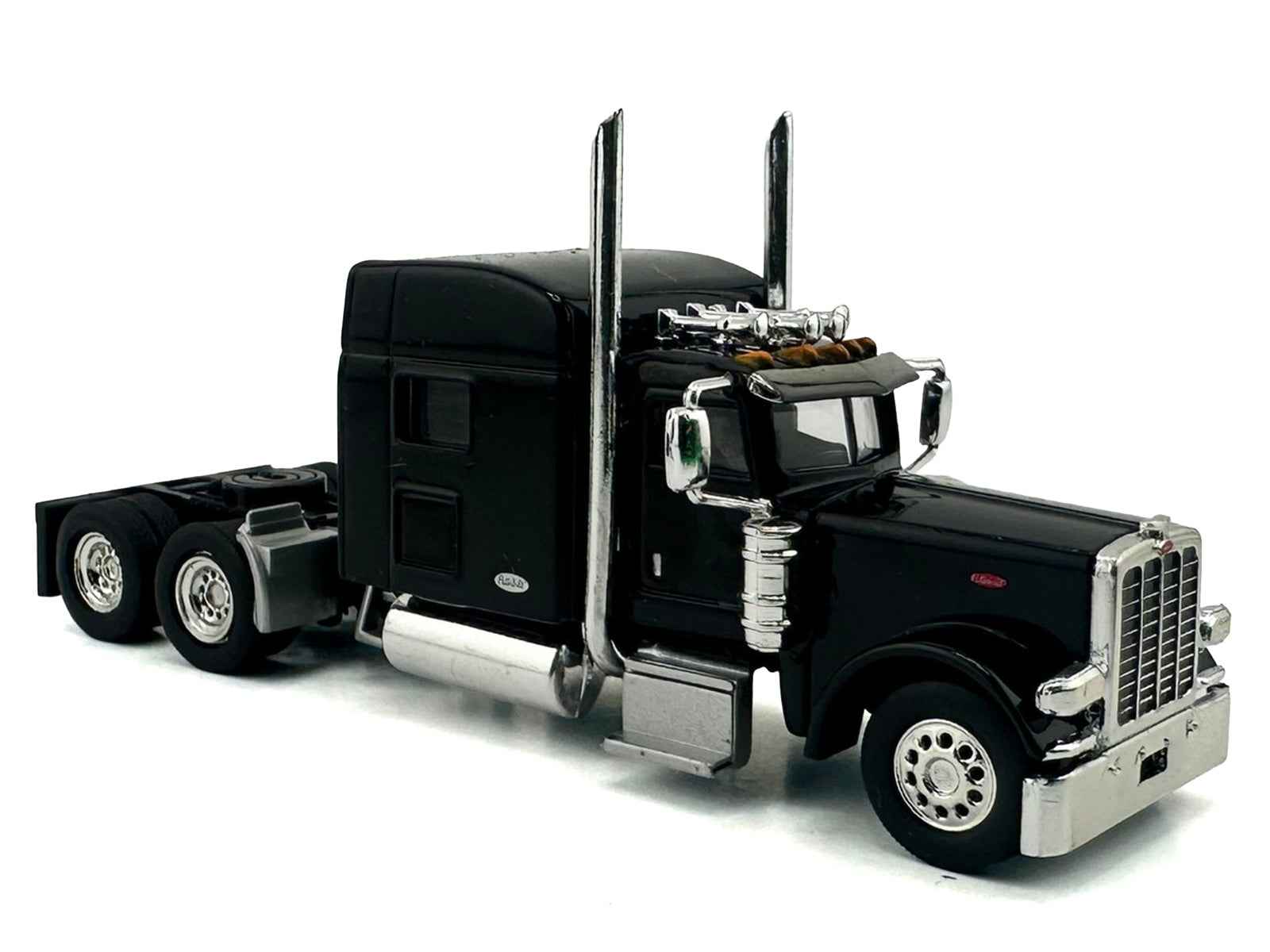 Peterbilt 389 Truck Tractor with Sleeper Cab Black 1/87 (HO) Scale Plastic Model Car by HO Logistics