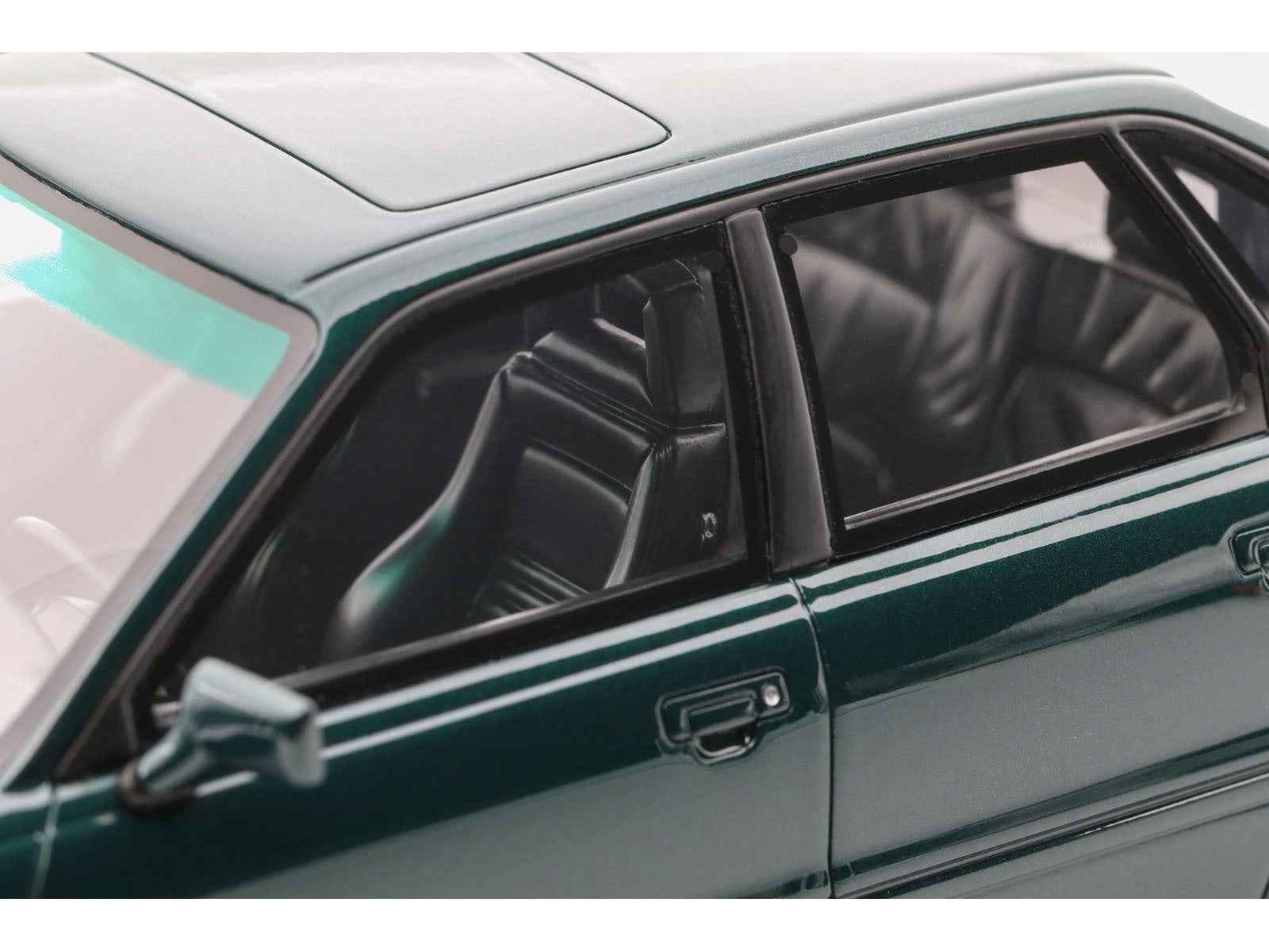 1993 Audi S2 Sedan Emerald Green Metallic Limited Edition to 2000 pieces Worldwide 1/18 Model Car by Otto Mobile