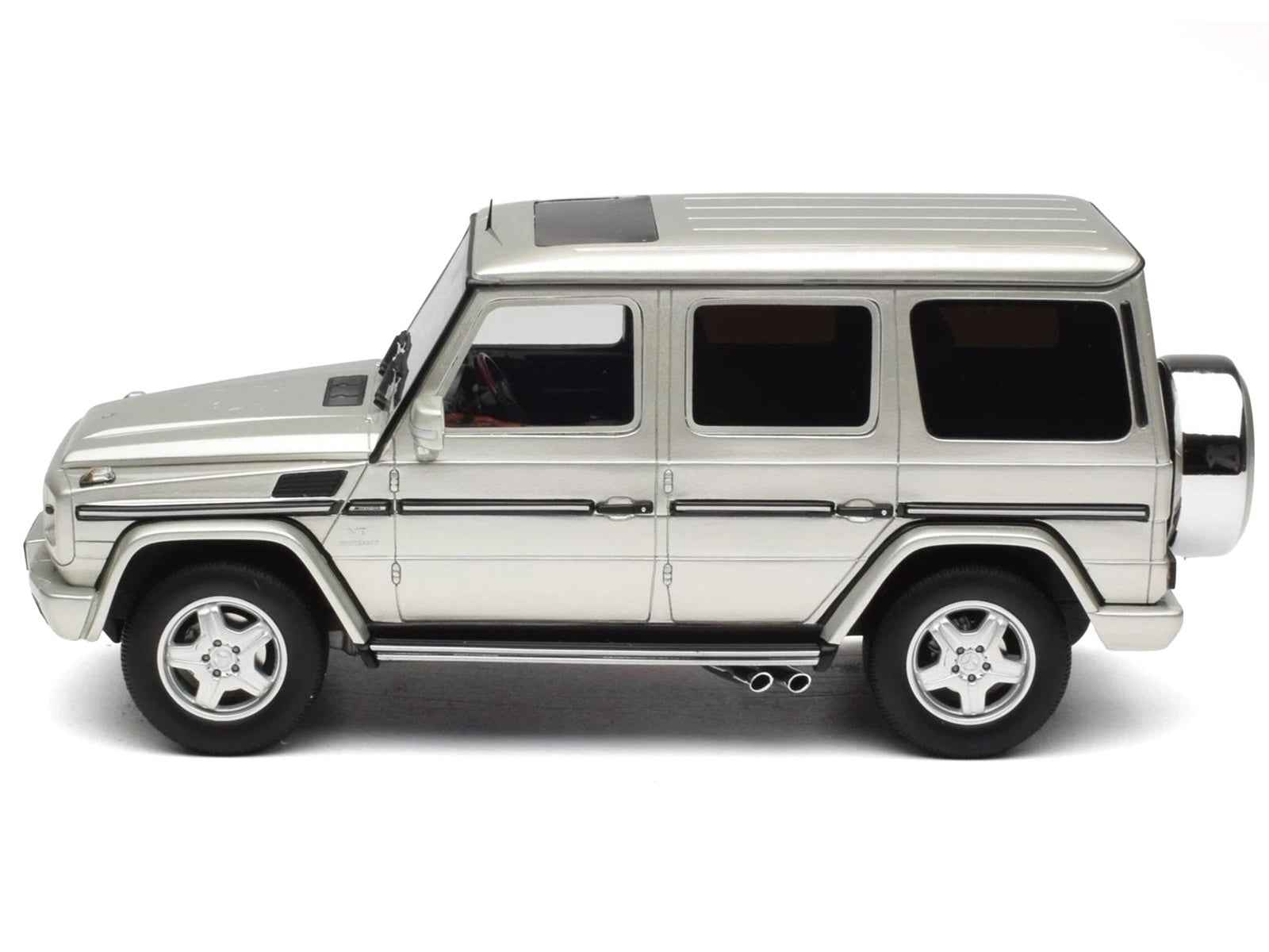 2003 Mercedes-Benz G-Class 55 AMG Iridium Silver Metallic Limited Edition to 999 pieces Worldwide 1/18 Model Car by Otto Mobile
