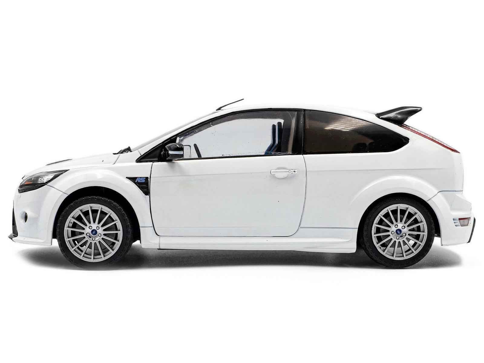 2009 Ford Focus RS MK2 Frozen White 1/18 Diecast Model Car by Solido