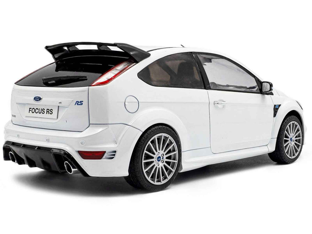2009 Ford Focus RS MK2 Frozen White 1/18 Diecast Model Car by Solido