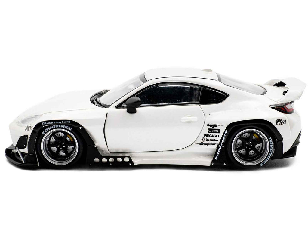 2022 Toyota Pandem GR86 White Metallic 1/43 Diecast Model Car by Solido